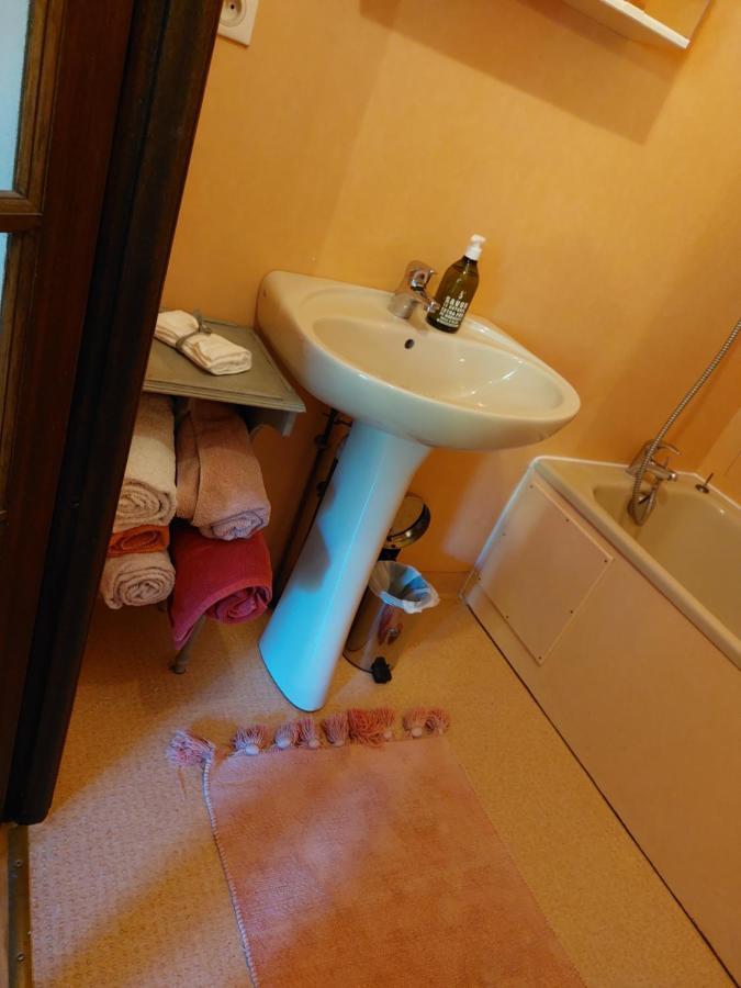 Chambre Familiale Treignac ภายนอก รูปภาพ