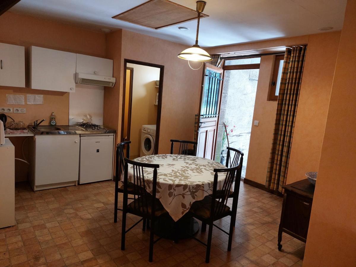 Chambre Familiale Treignac ภายนอก รูปภาพ